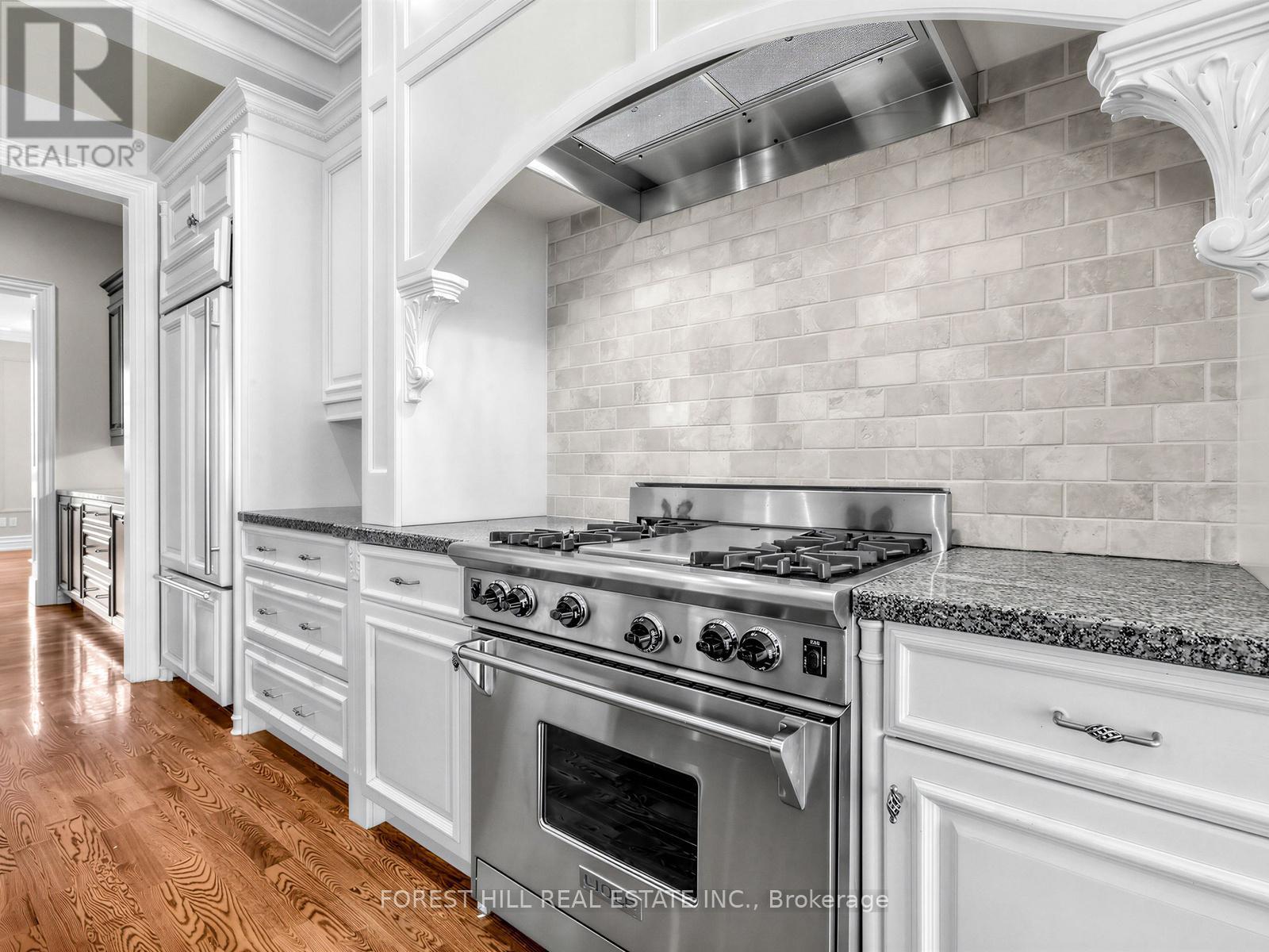 8 Colvestone Road, Toronto, Ontario  M2L 1X3 - Photo 20 - C12977266