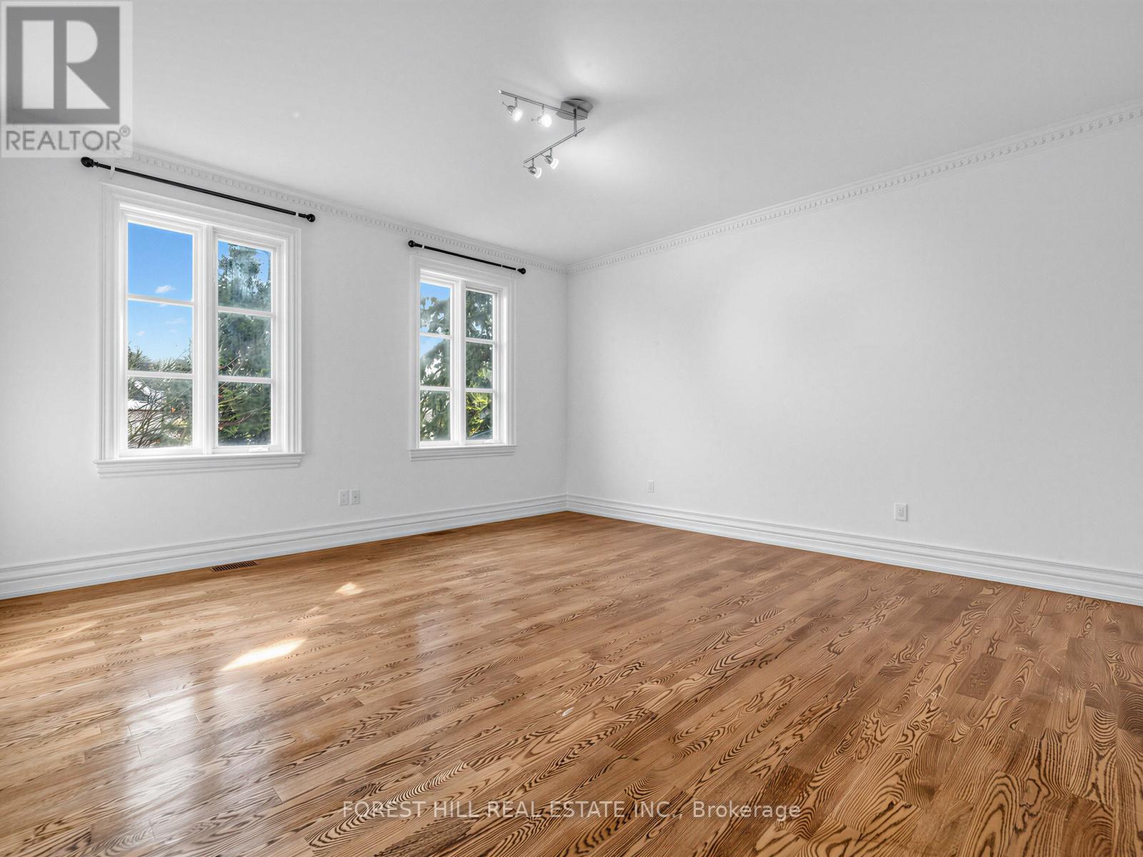 8 Colvestone Road, Toronto, Ontario  M2L 1X3 - Photo 33 - C12977266