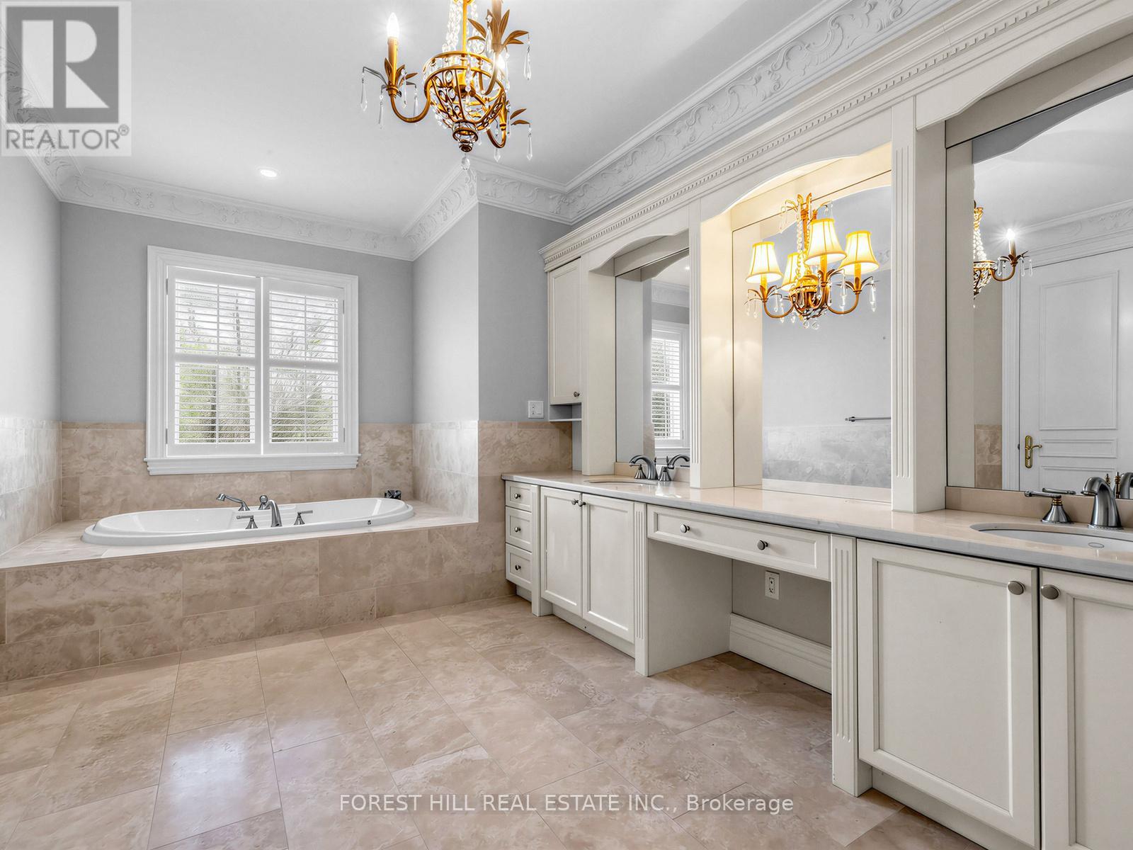 8 Colvestone Road, Toronto, Ontario  M2L 1X3 - Photo 39 - C12977266