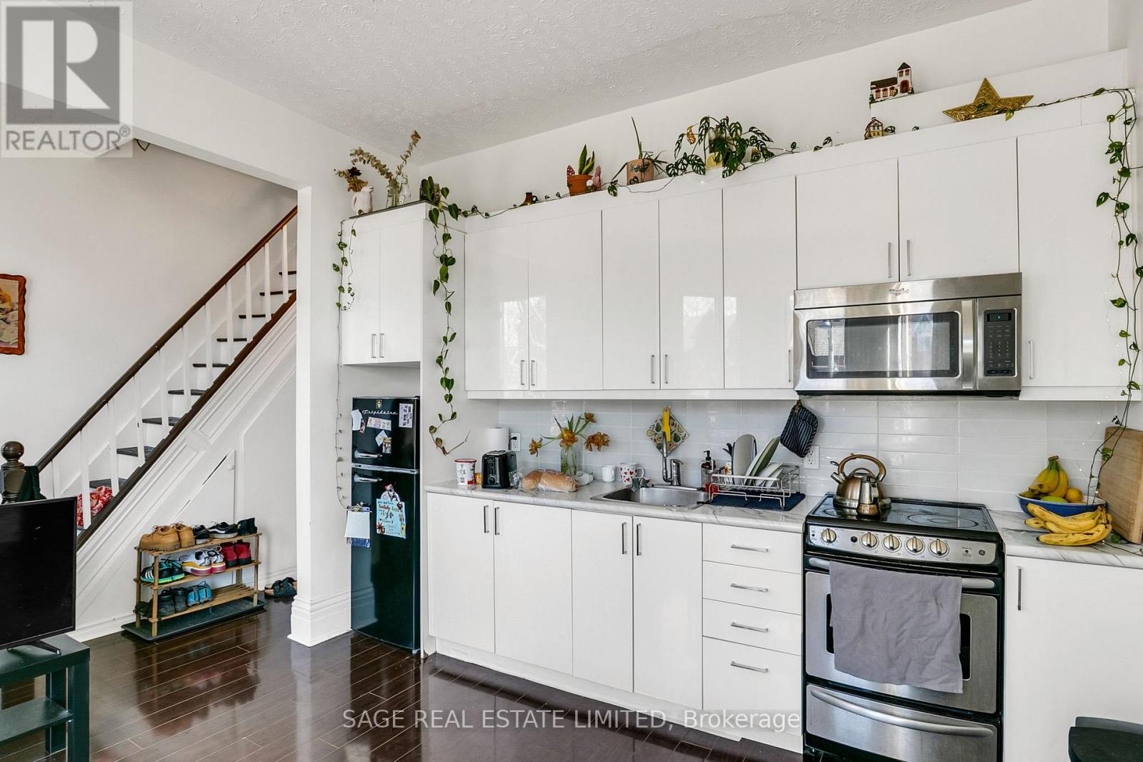 65 Lakeview Avenue, Toronto, Ontario  M6J 3B4 - Photo 17 - C12977270