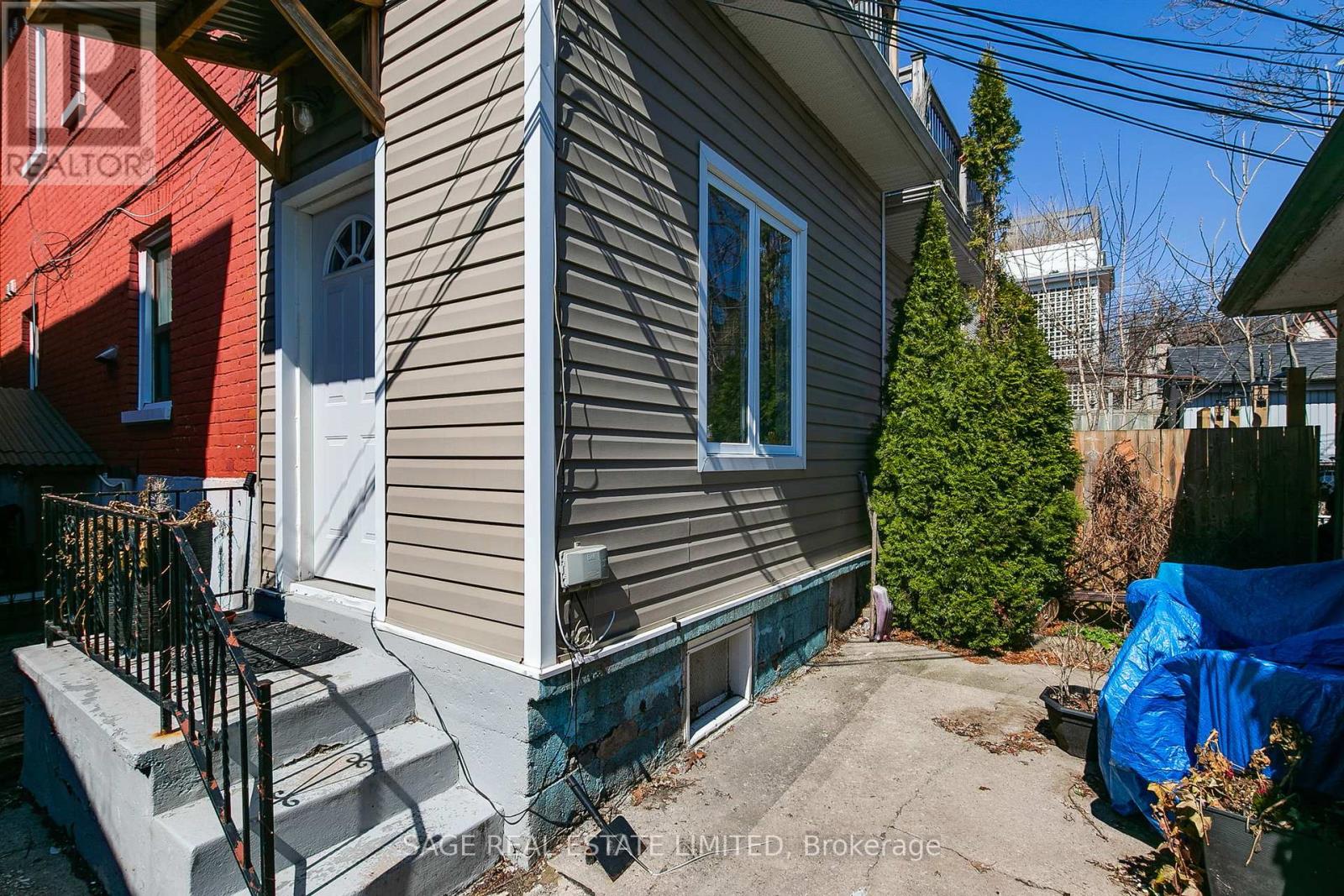 65 Lakeview Avenue, Toronto, Ontario  M6J 3B4 - Photo 6 - C12977270