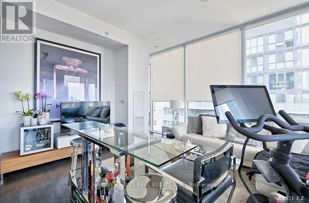 3009 - 15 Grenville Street, Toronto, Ontario  M4Y 1A1 - Photo 9 - C12977340