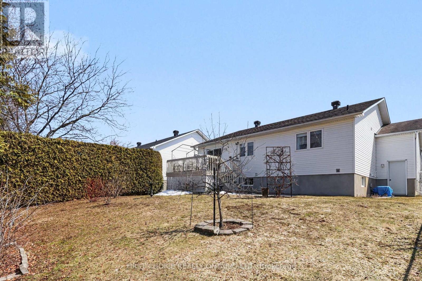 3395 Descotes Circle, Clarence-Rockland, Ontario  K4K 1A8 - Photo 19 - X12977192
