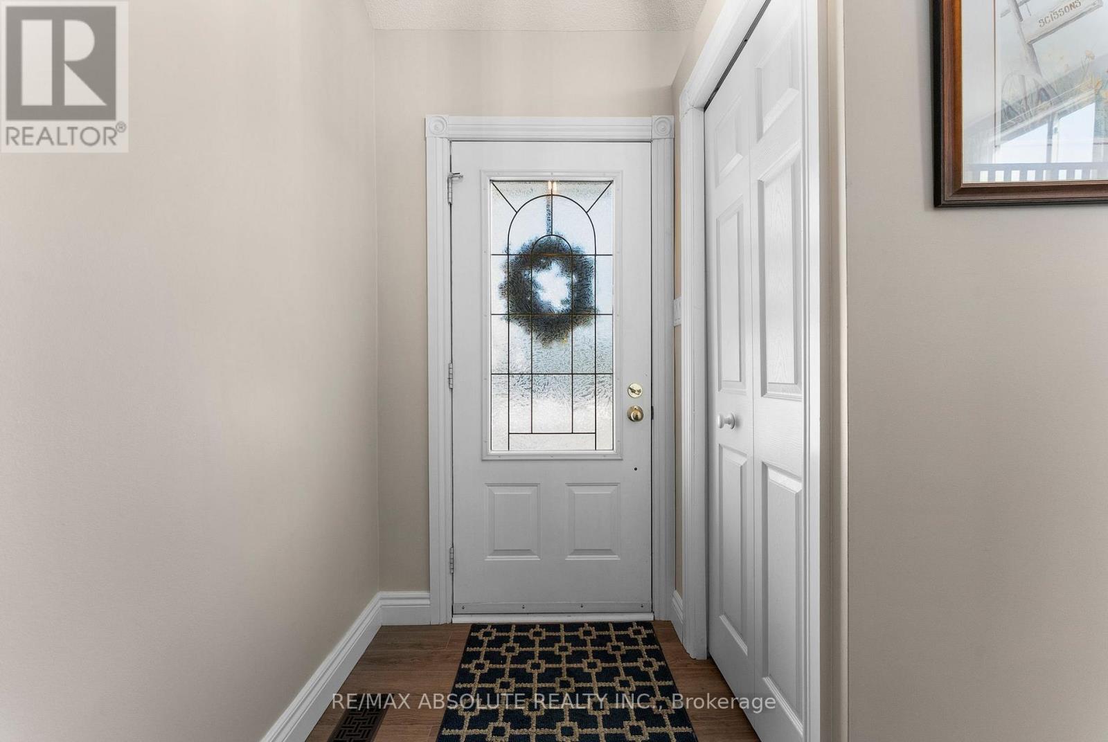 5 Gardner Street, Arnprior, Ontario  K7S 3S1 - Photo 2 - X12977222