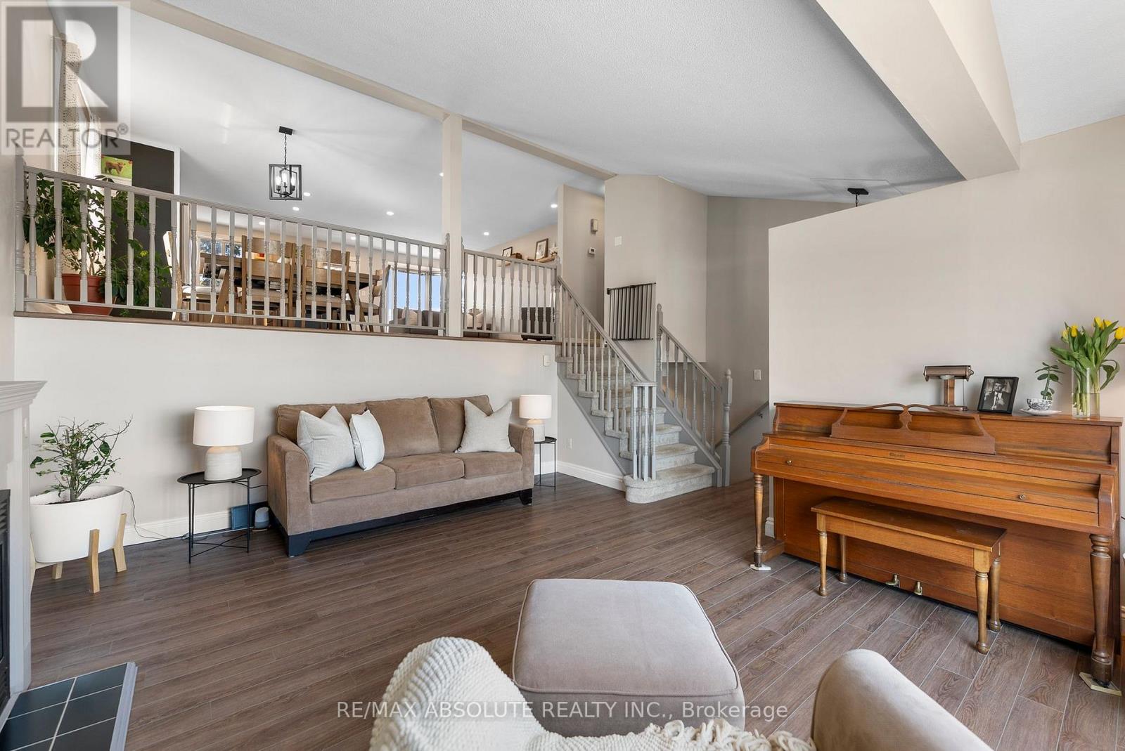 5 Gardner Street, Arnprior, Ontario  K7S 3S1 - Photo 4 - X12977222