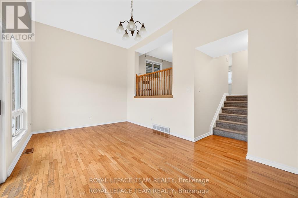 2 - 13 Bertona Street, Ottawa, Ontario  K2G 0W3 - Photo 12 - X12977252