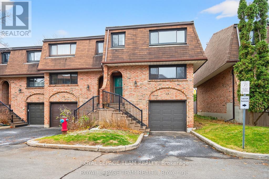 2 - 13 Bertona Street, Ottawa, Ontario  K2G 0W3 - Photo 2 - X12977252