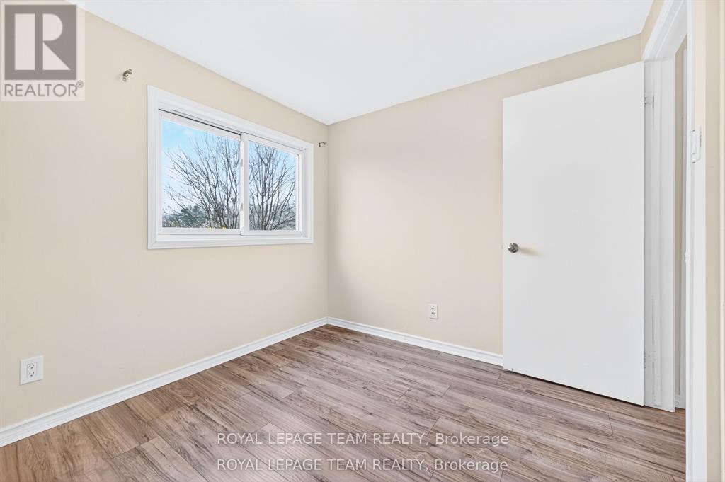 2 - 13 Bertona Street, Ottawa, Ontario  K2G 0W3 - Photo 25 - X12977252
