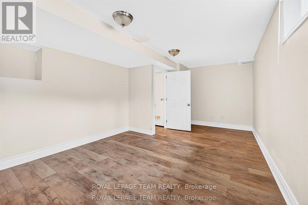 2 - 13 Bertona Street, Ottawa, Ontario  K2G 0W3 - Photo 31 - X12977252