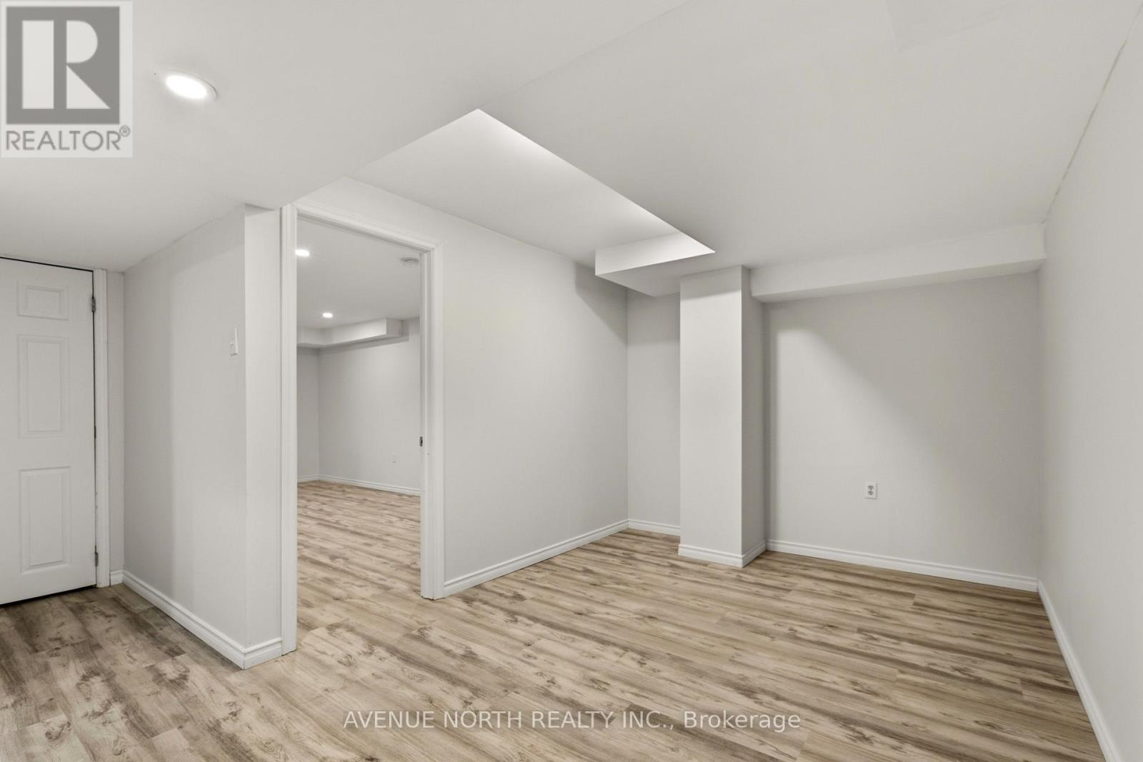 402 Ashbourne Crescent, Ottawa, Ontario  K2J 0H7 - Photo 32 - X12977318