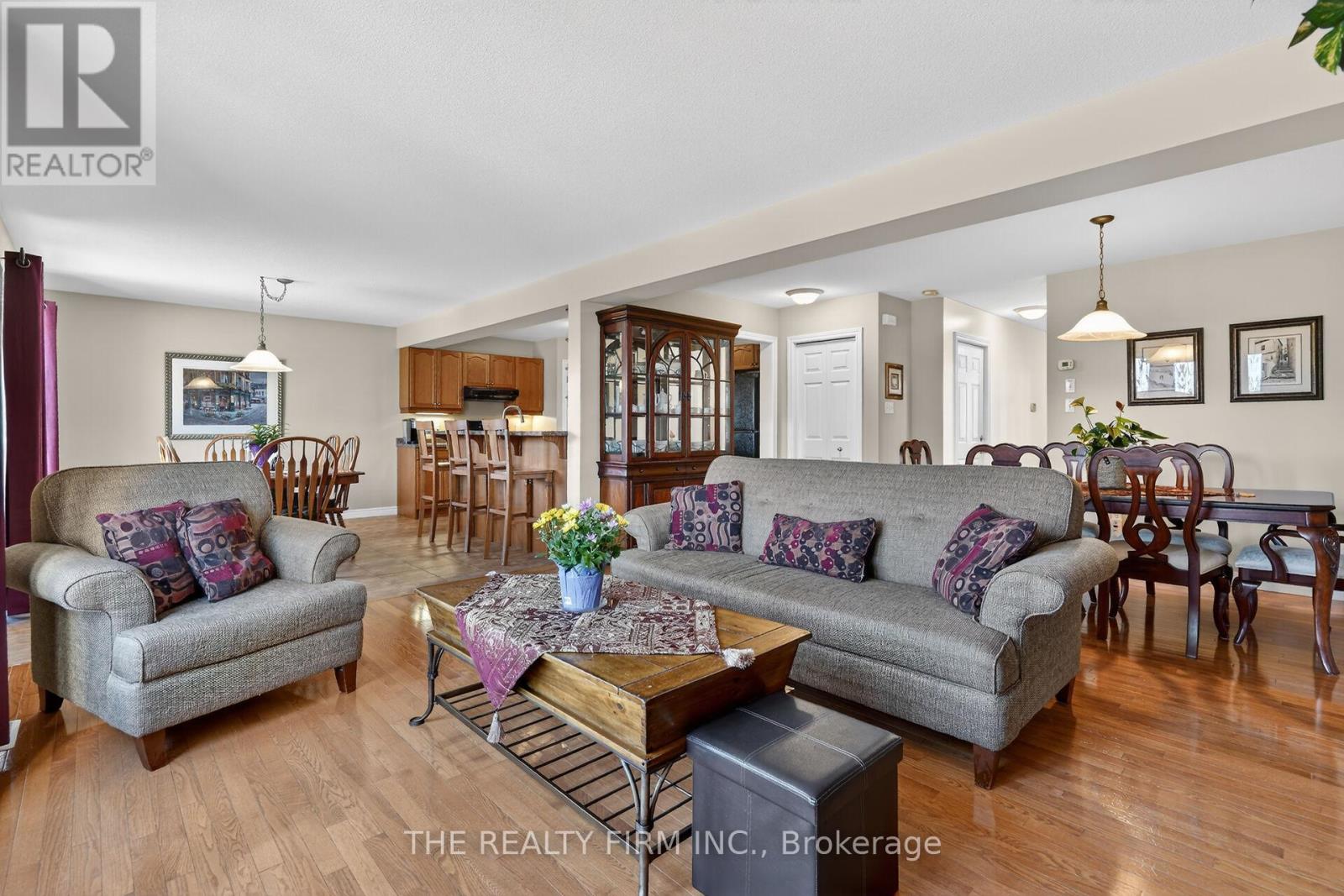 277 Mcmahen Street, London East, Ontario  N5Y 0A2 - Photo 7 - X12977242