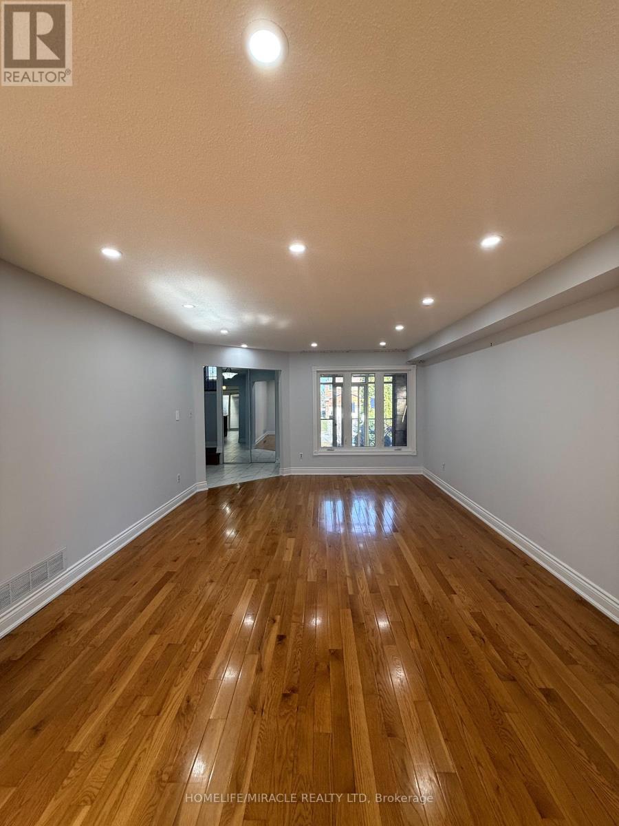 2274 Chapman Court, Pickering, Ontario  L1X 2E8 - Photo 11 - E12977232