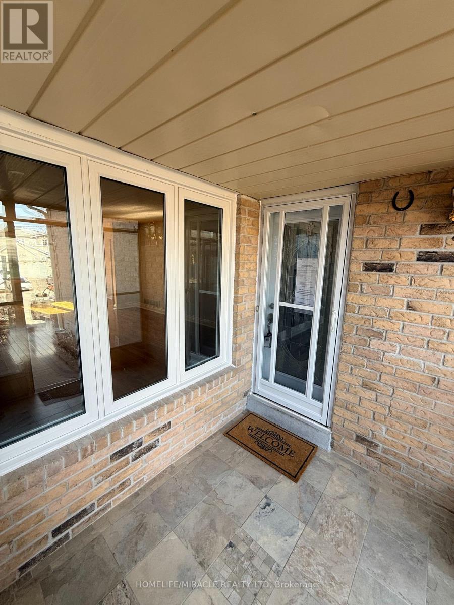 2274 Chapman Court, Pickering, Ontario  L1X 2E8 - Photo 6 - E12977232