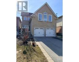 2274 CHAPMAN COURT, Pickering, Ontario