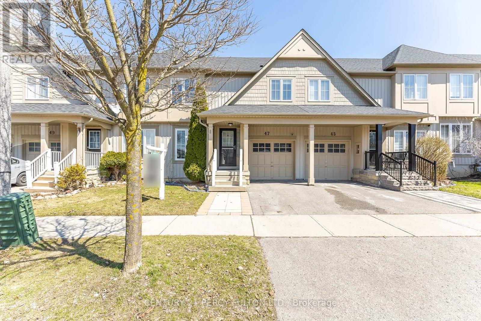 47 HARRONGATE PLACE, Whitby, Ontario