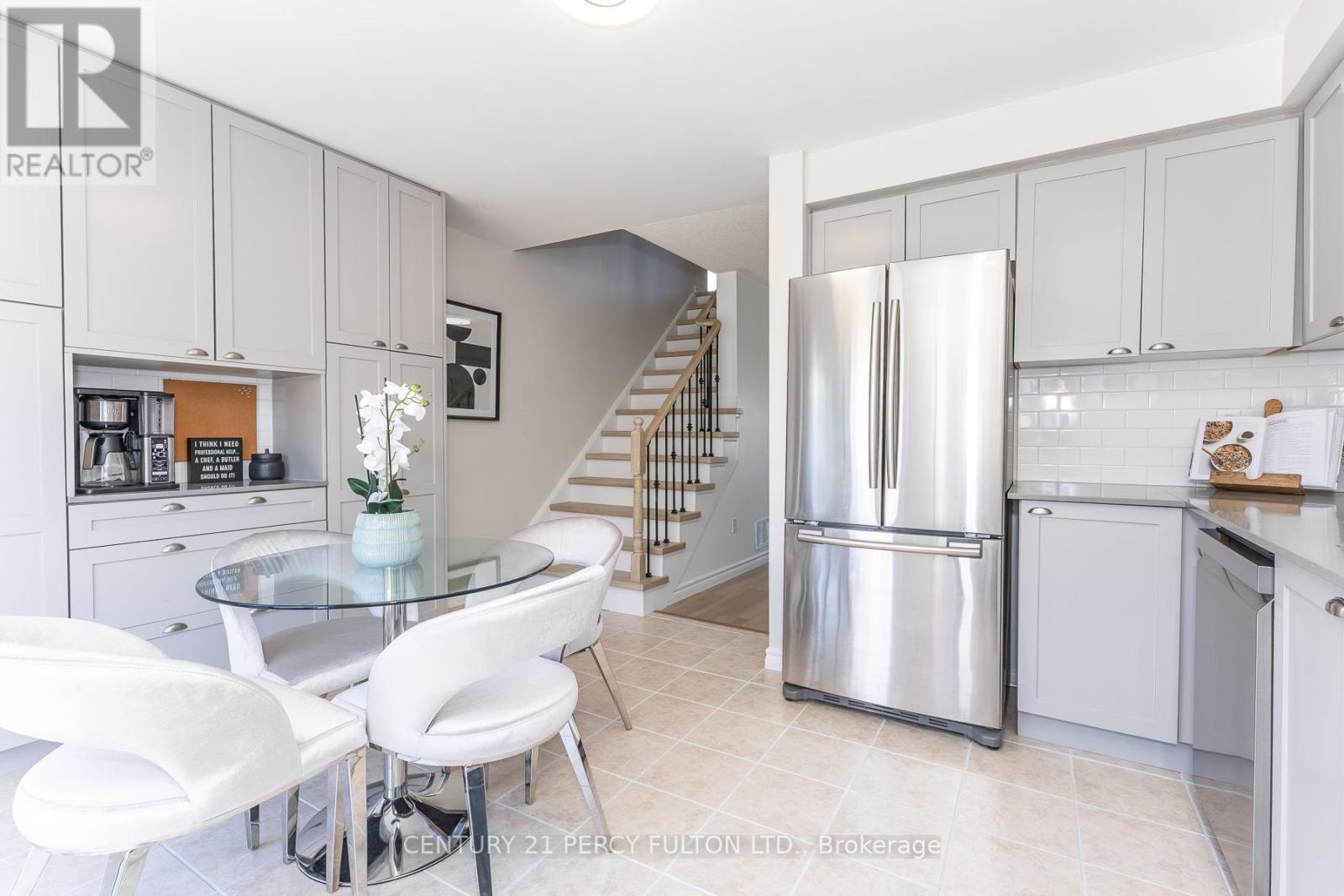 47 Harrongate Place, Whitby, Ontario  L1R 3E4 - Photo 13 - E12977330