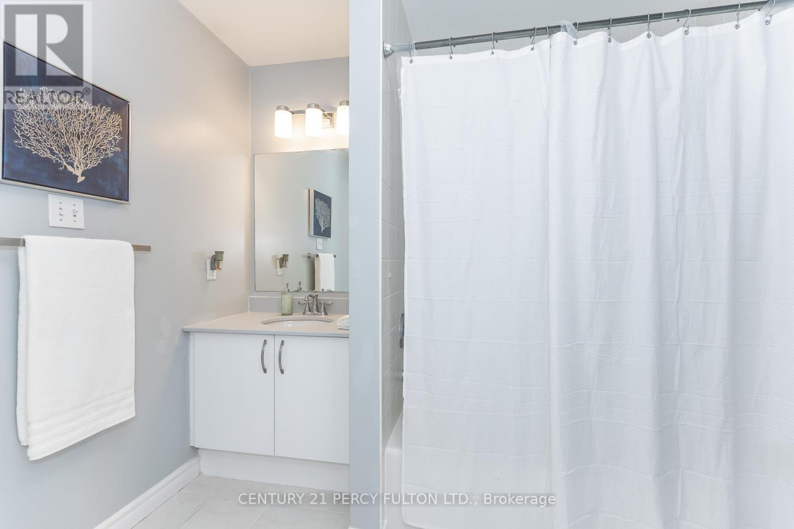 47 Harrongate Place, Whitby, Ontario  L1R 3E4 - Photo 23 - E12977330