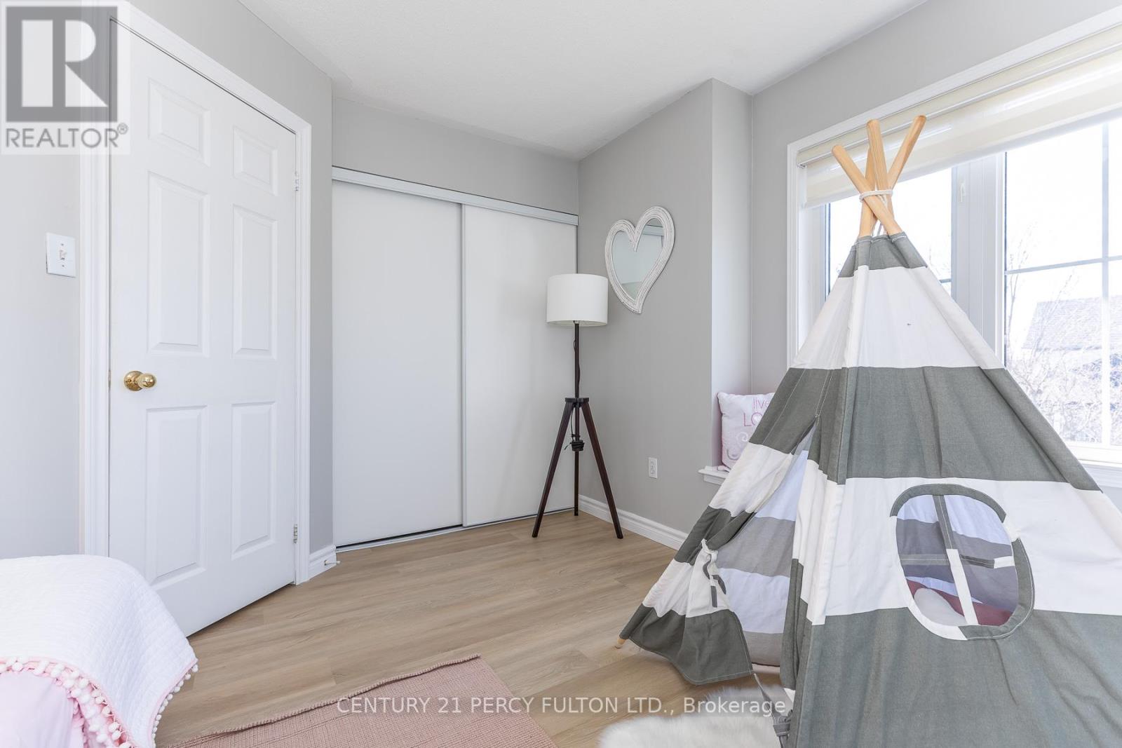 47 Harrongate Place, Whitby, Ontario  L1R 3E4 - Photo 27 - E12977330