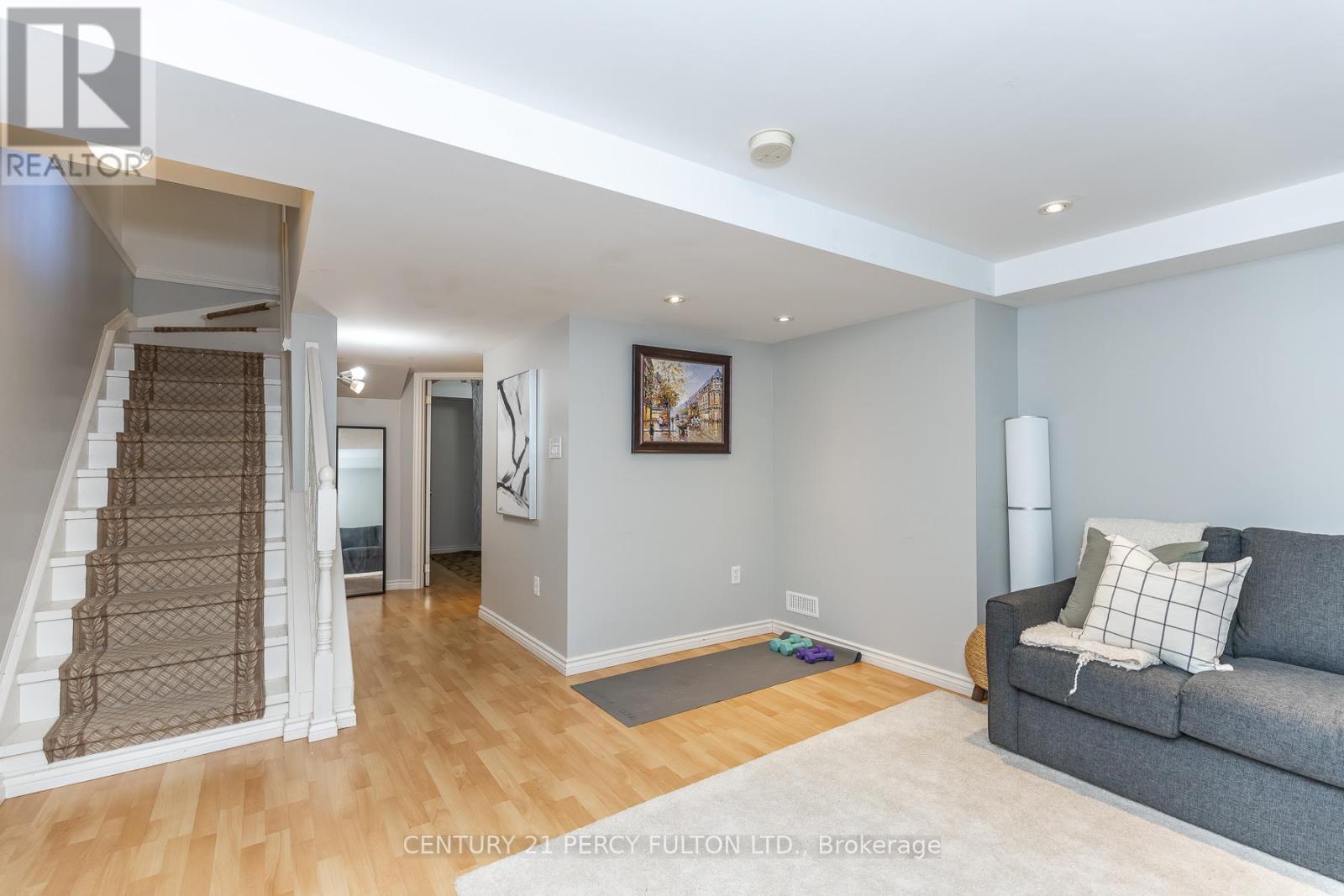 47 Harrongate Place, Whitby, Ontario  L1R 3E4 - Photo 34 - E12977330