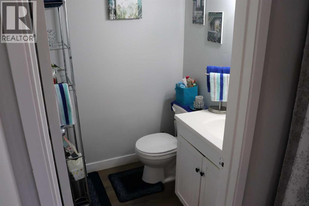 5115-5117-5119-5121 5 Avenue, Edson, Alberta  T7E 1V5 - Photo 19 - A2264110