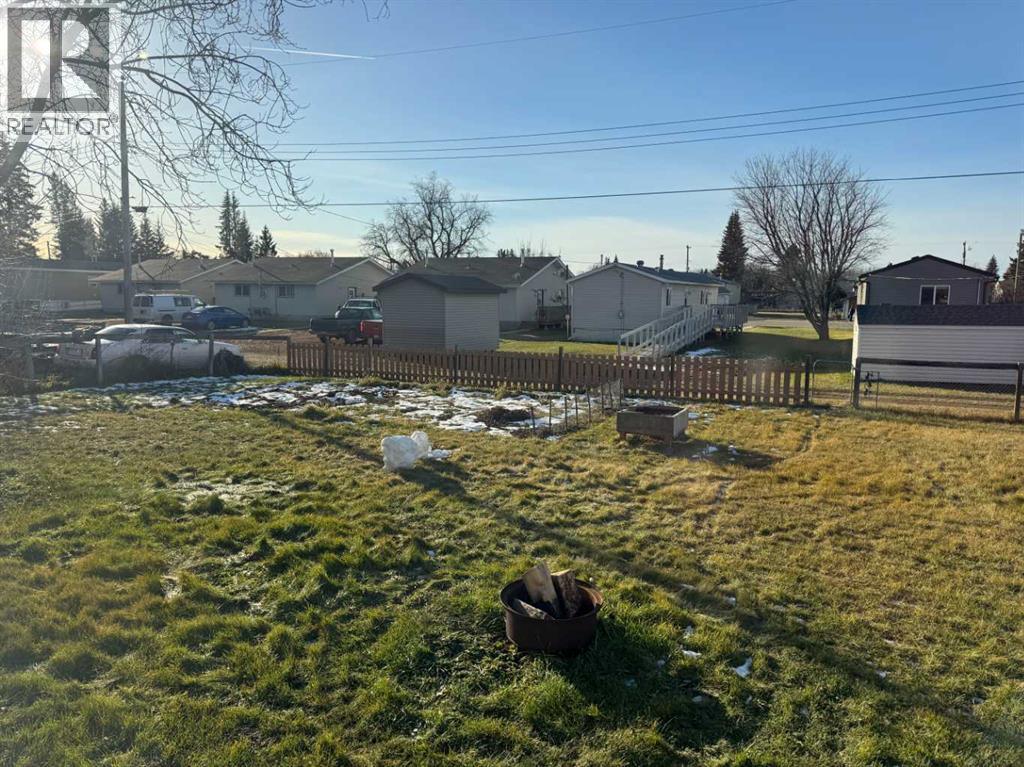 32 1 Street, Kinuso, Alberta  T0G 1K0 - Photo 21 - A2270593