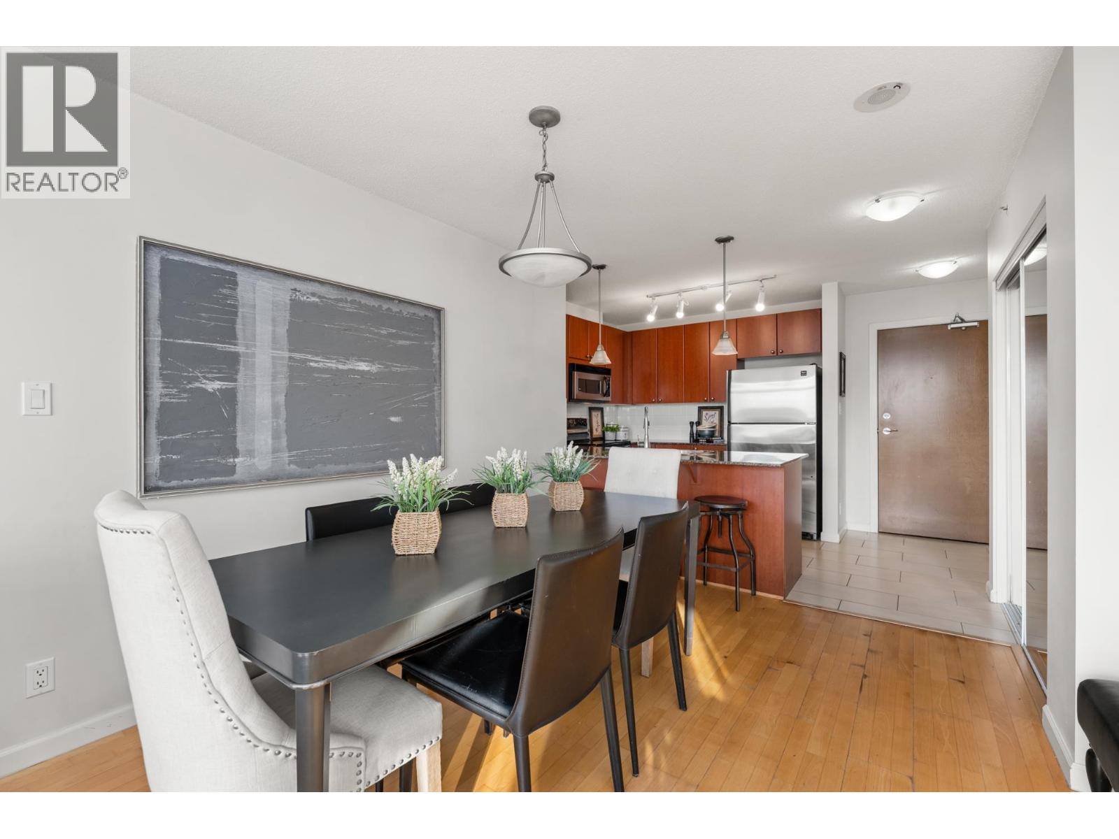 1103 610 Victoria Street, New Westminster, British Columbia  V3M 0A5 - Photo 6 - R3108500