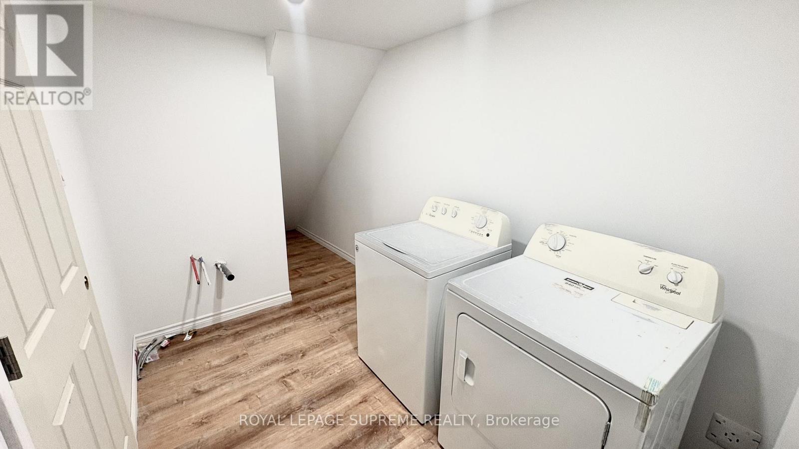 Bmst - 1641 Angus Street, Innisfil, Ontario  L9S 0J9 - Photo 7 - N12977204