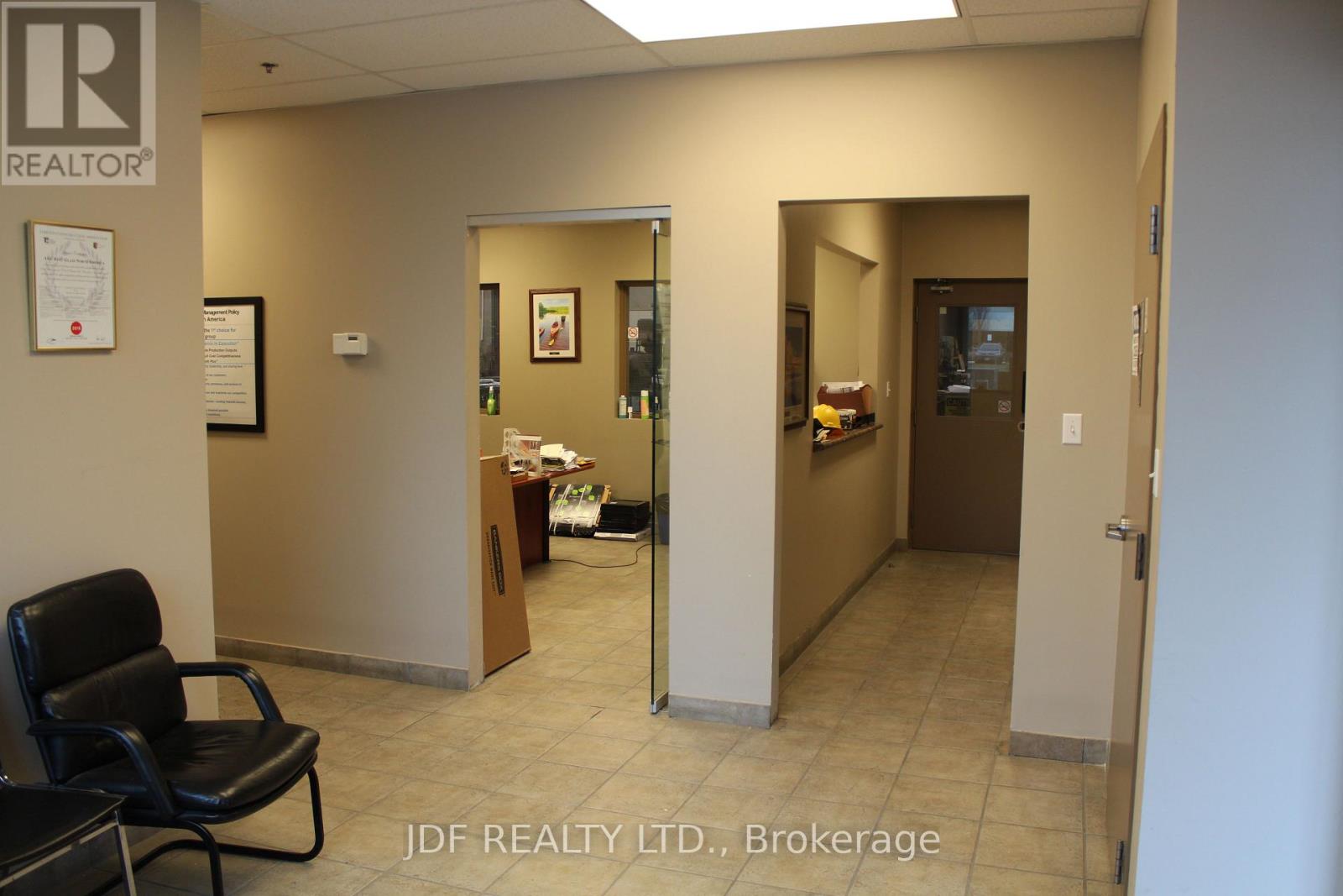 1 & 2 - 295 Connie Crescent, Vaughan, Ontario  L4K 5R2 - Photo 9 - N12977220