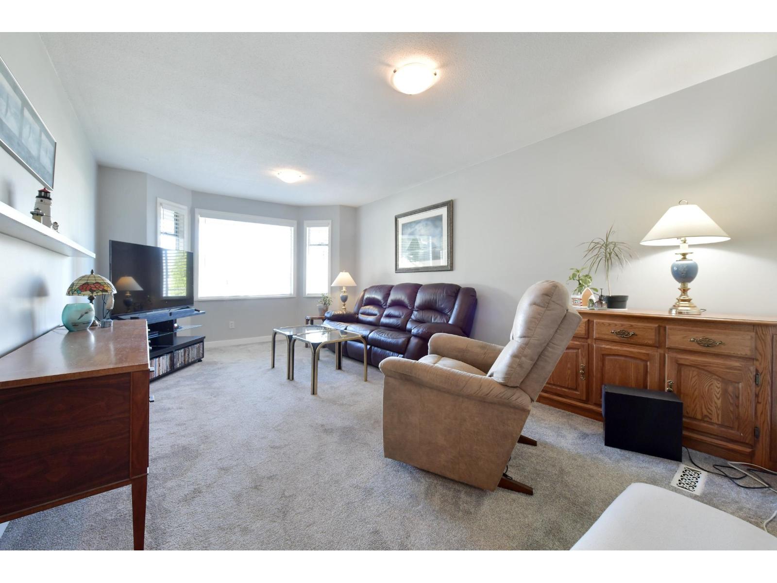 6336 Charbray Place, Surrey, British Columbia  V3S 5H6 - Photo 11 - R3107789