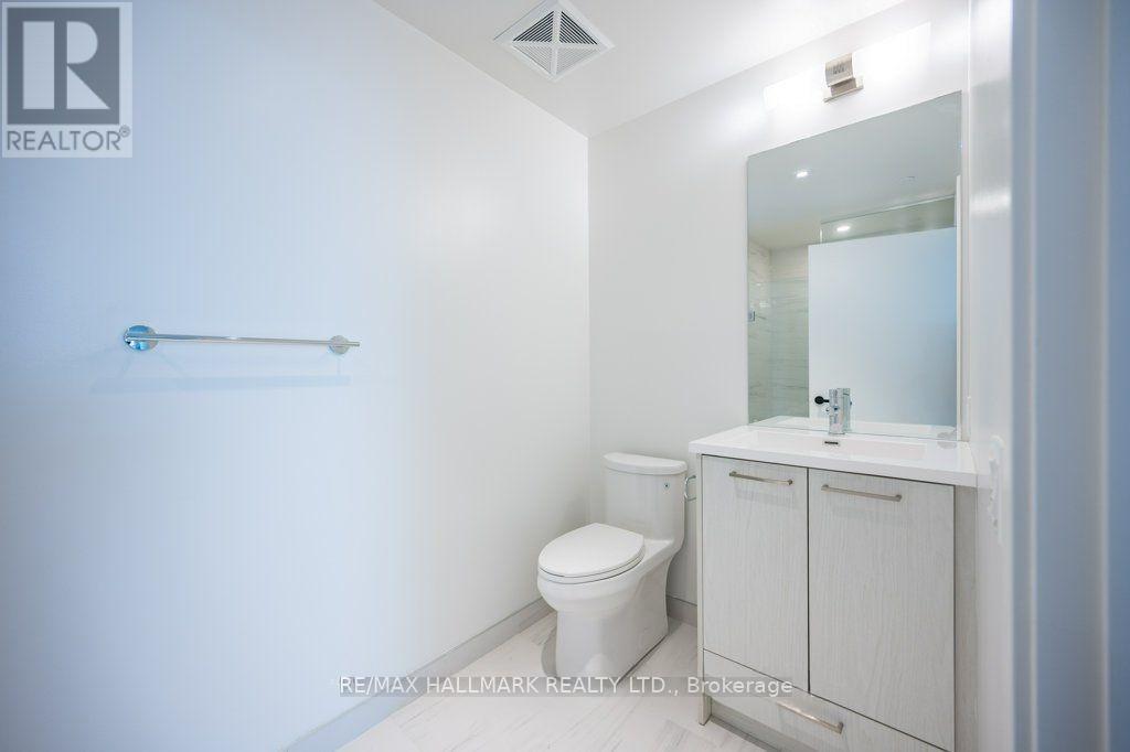 2710 - 28 Interchange Way, Vaughan, Ontario  L4K 0P8 - Photo 15 - N12977286