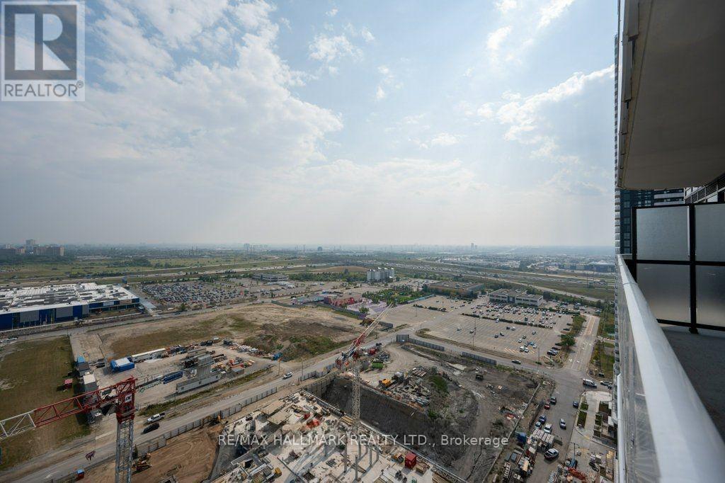 2710 - 28 Interchange Way, Vaughan, Ontario  L4K 0P8 - Photo 19 - N12977286