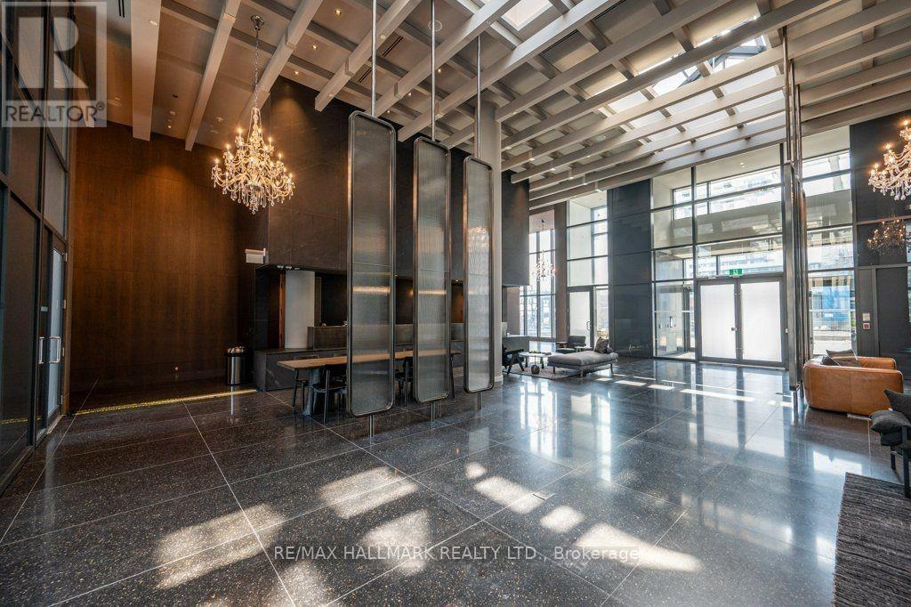 2710 - 28 Interchange Way, Vaughan, Ontario  L4K 0P8 - Photo 2 - N12977286