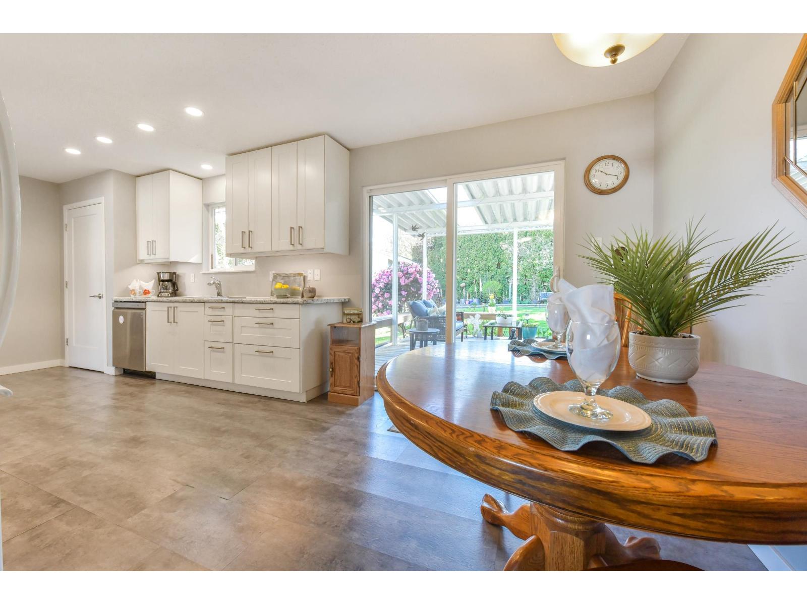 6336 Charbray Place, Surrey, British Columbia  V3S 5H6 - Photo 7 - R3107789