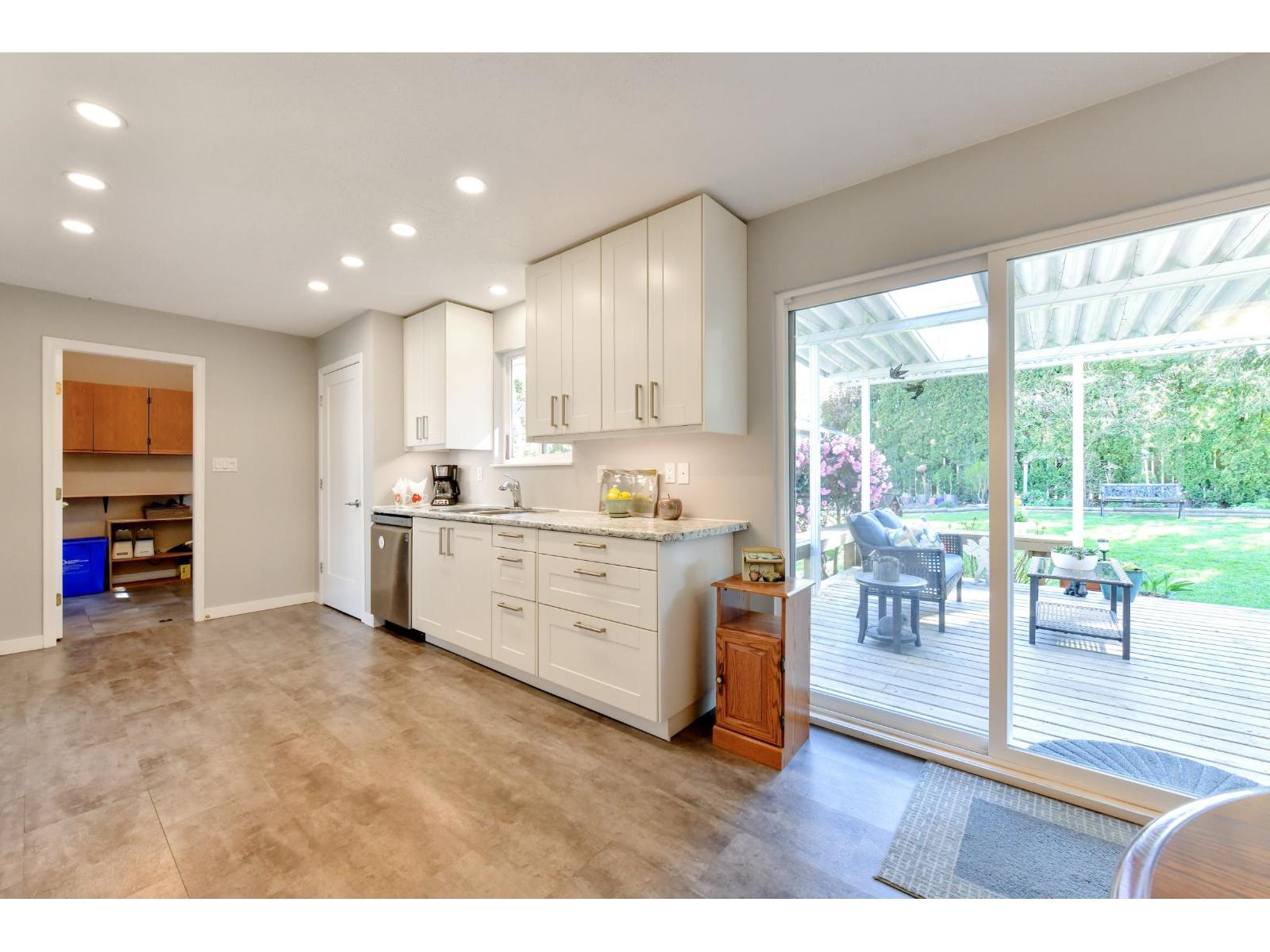 6336 Charbray Place, Surrey, British Columbia  V3S 5H6 - Photo 8 - R3107789