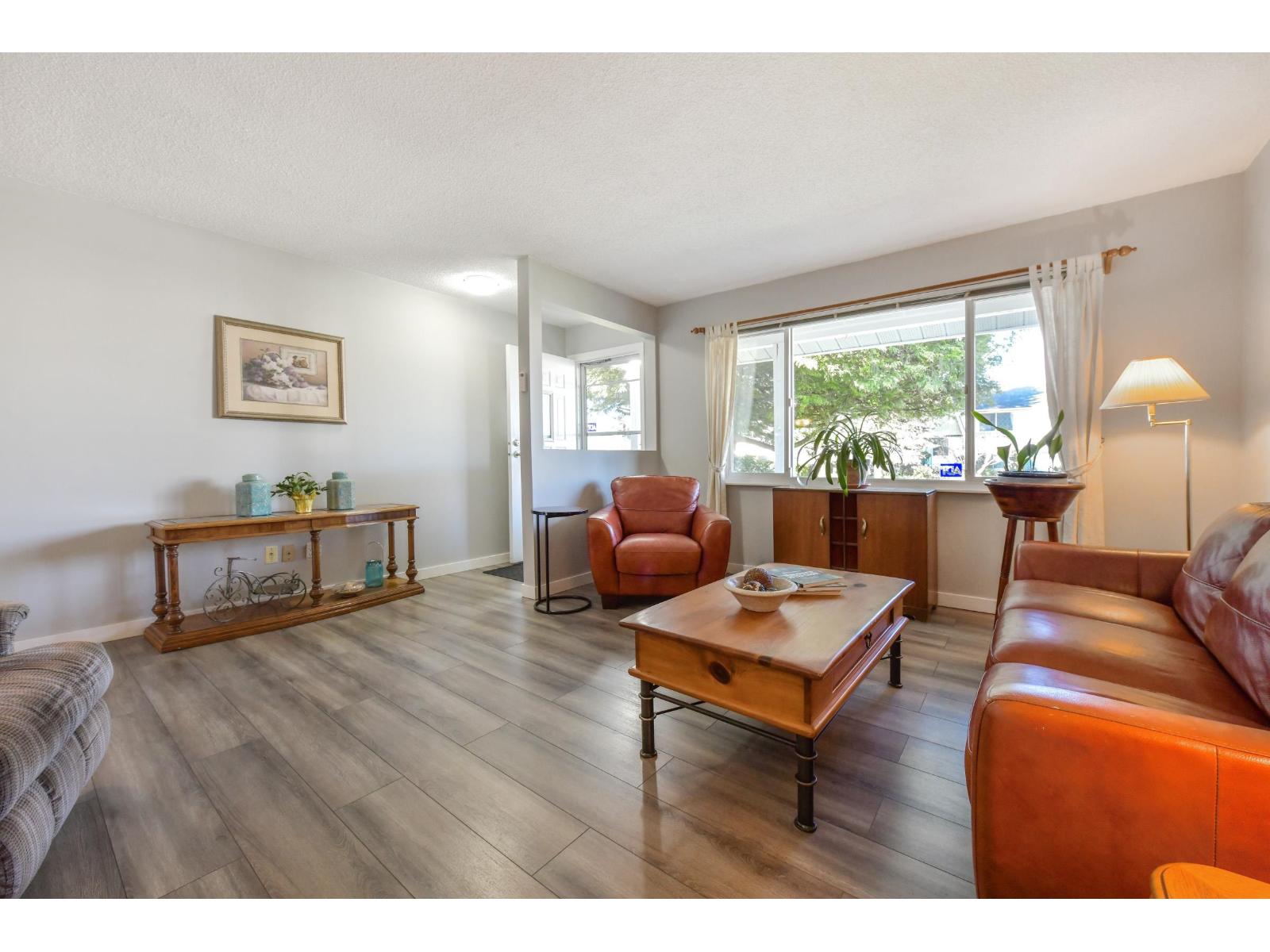 6336 Charbray Place, Surrey, British Columbia  V3S 5H6 - Photo 5 - R3107789