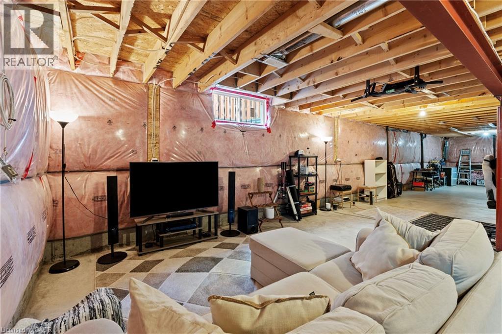 292 Keystone Crescent, Hamilton, Ontario  L0R 1P0 - Photo 32 - 40816432