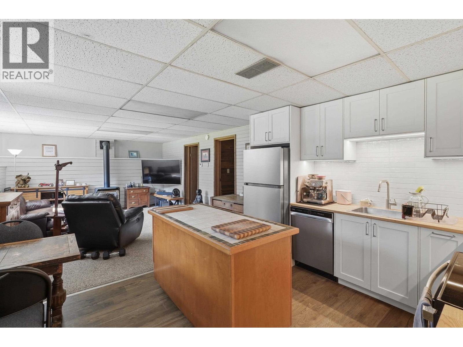 496 Glenbrook Drive, New Westminster, British Columbia  V3L 5K1 - Photo 31 - R3108342