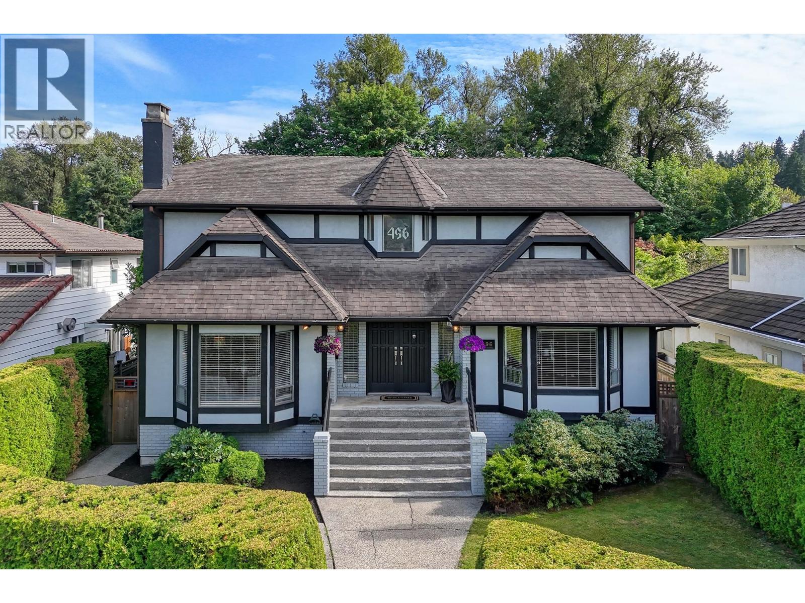 496 Glenbrook Drive, New Westminster, British Columbia  V3L 5K1 - Photo 1 - R3108342