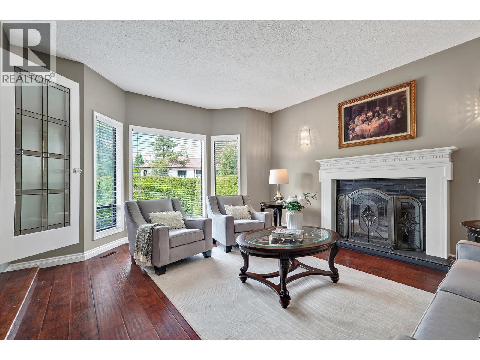 496 Glenbrook Drive, New Westminster, British Columbia  V3L 5K1 - Photo 4 - R3108342