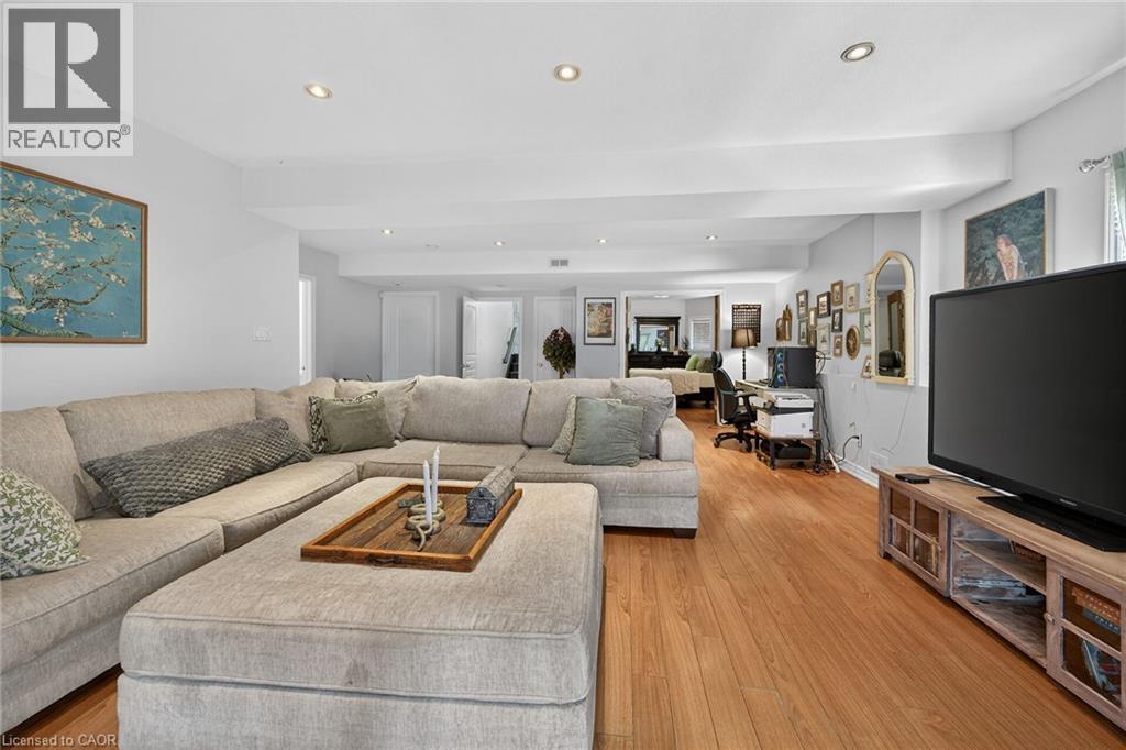 16 Downing Street, Binbrook, Ontario  L0R 1C0 - Photo 38 - 40819177