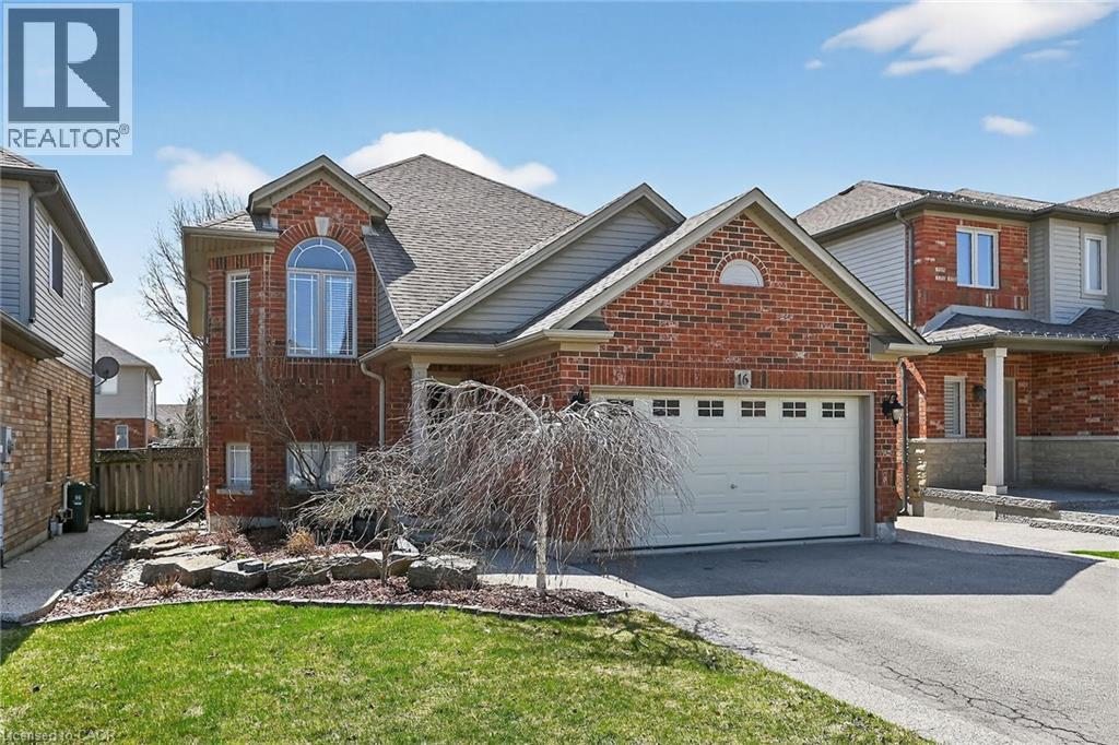 16 DOWNING Street, binbrook, Ontario