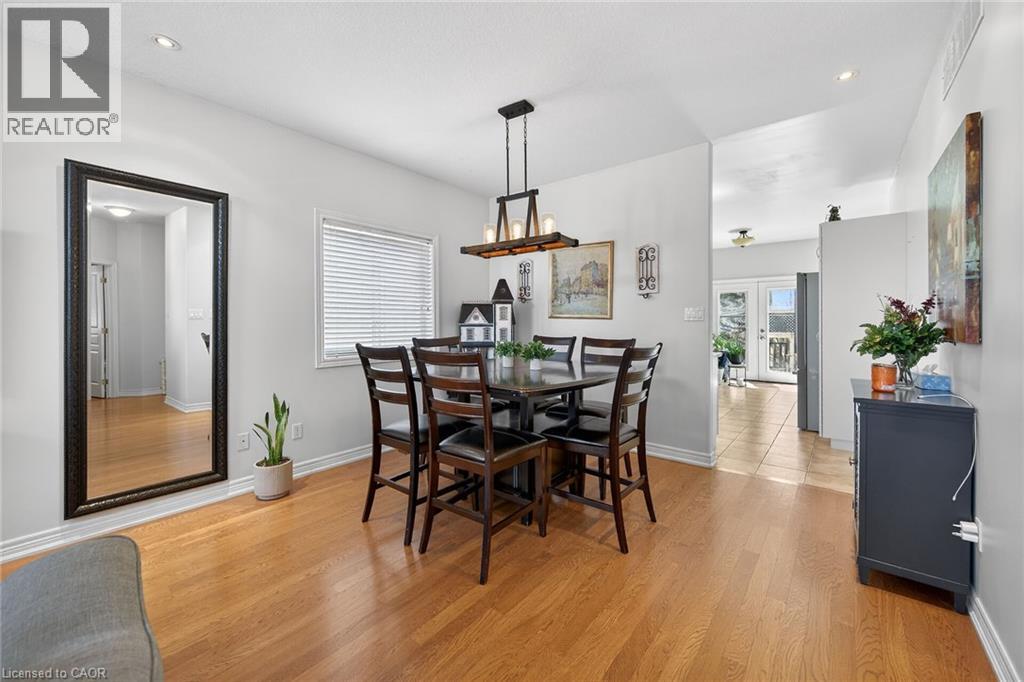 16 Downing Street, Binbrook, Ontario  L0R 1C0 - Photo 7 - 40819177