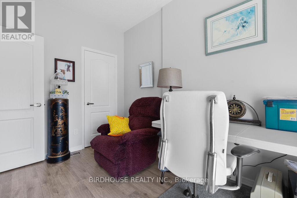 8 Deacon Crescent, Kawartha Lakes, Ontario  K9V 0L4 - Photo 15 - X12977224