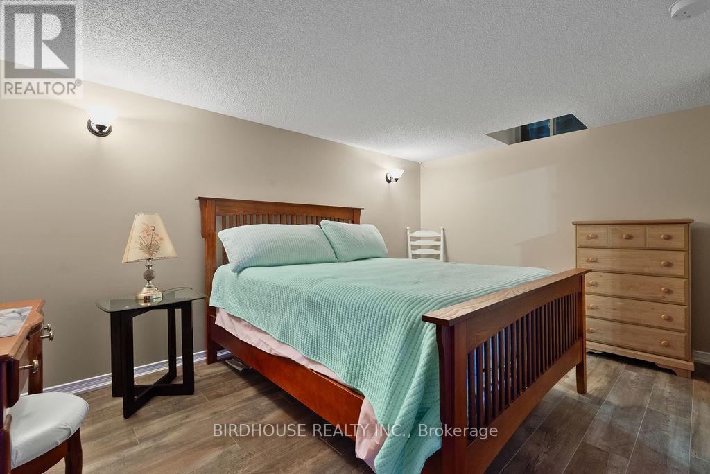 8 Deacon Crescent, Kawartha Lakes, Ontario  K9V 0L4 - Photo 21 - X12977224