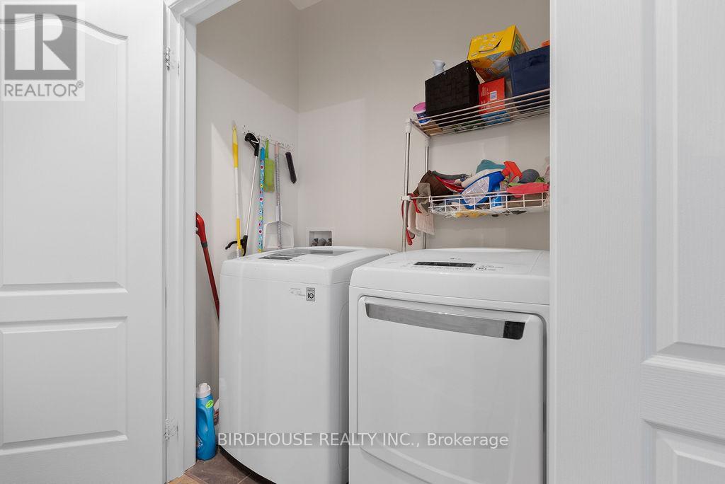 8 Deacon Crescent, Kawartha Lakes, Ontario  K9V 0L4 - Photo 23 - X12977224