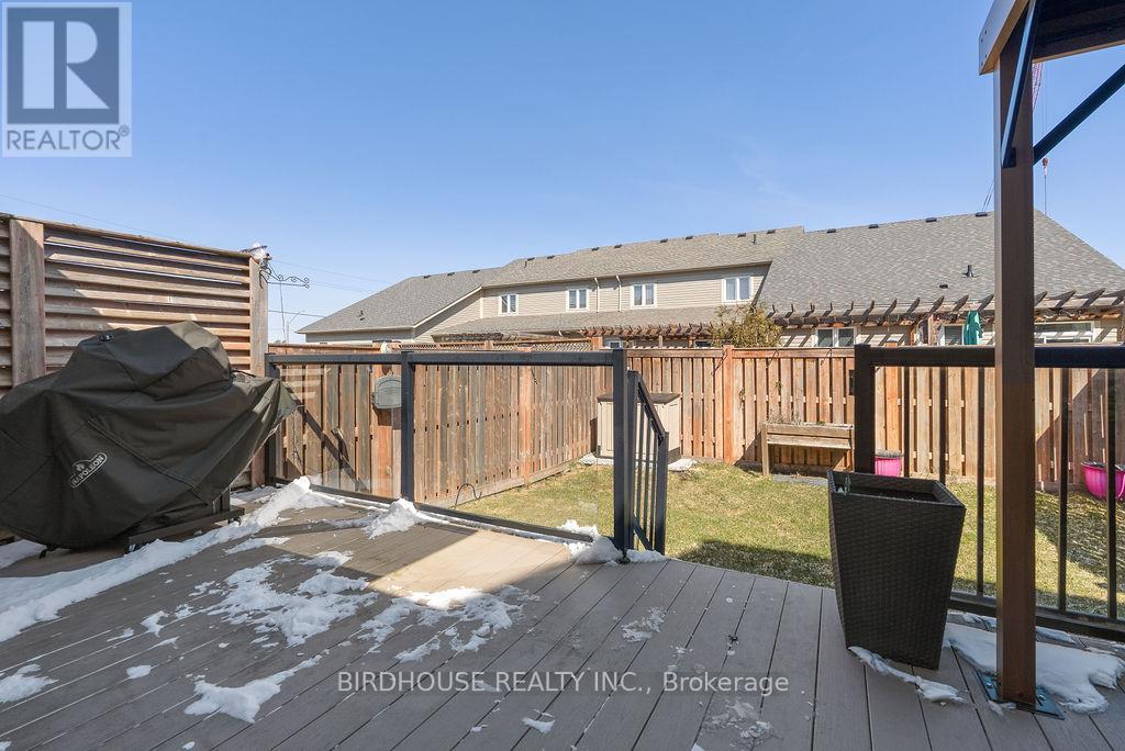 8 Deacon Crescent, Kawartha Lakes, Ontario  K9V 0L4 - Photo 24 - X12977224