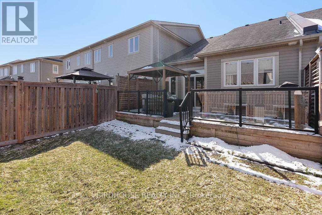 8 Deacon Crescent, Kawartha Lakes, Ontario  K9V 0L4 - Photo 27 - X12977224