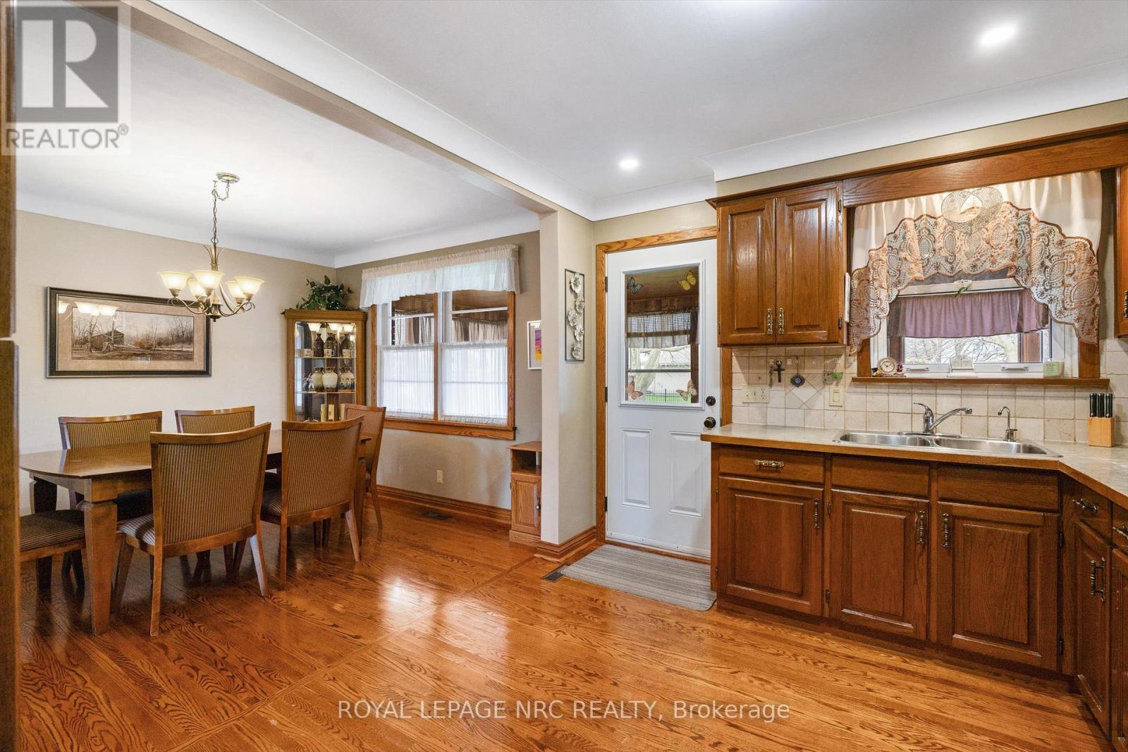 4010 Miller Avenue, Lincoln, Ontario  L0R 2C0 - Photo 10 - X12977184