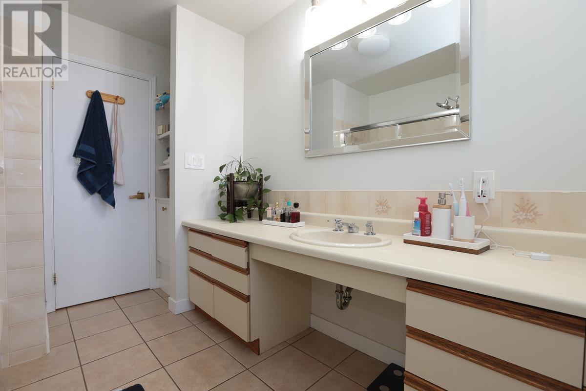 856 Pine St, Sault Ste. Marie, Ontario  P6B 3G3 - Photo 28 - SM260037