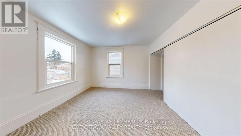 216 Mary Street, Pembroke, Ontario  K8A 5V8 - Photo 20 - X12977290